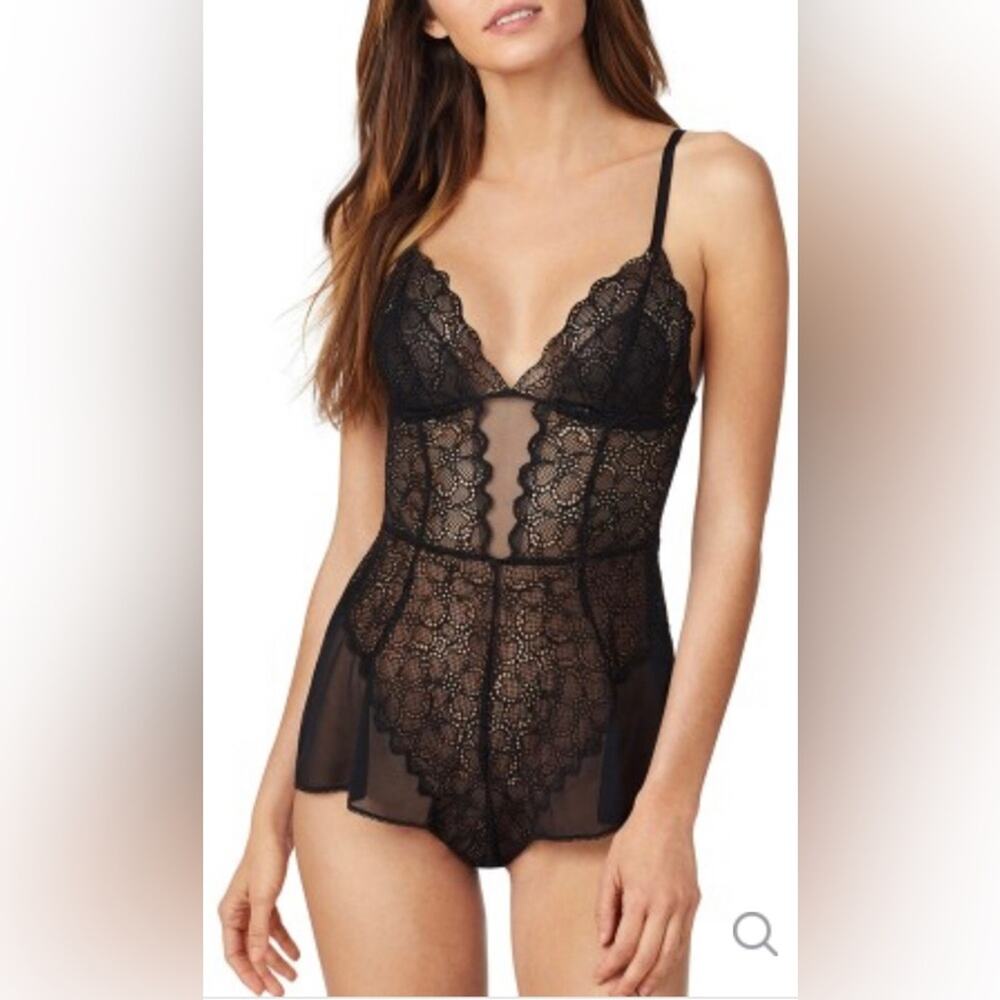 DKNY Sheer Lace Intimates Black Lace Romper Teddy Bodysuit Women’s Size M NWT